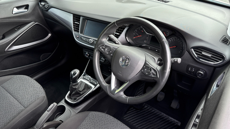 Vauxhall Crossland 1.2 Design 5dr Petrol Hatchback